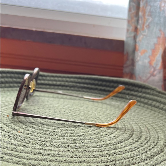 TOMS Olive Sunglasses with Peach Case - Picture 4 of 5